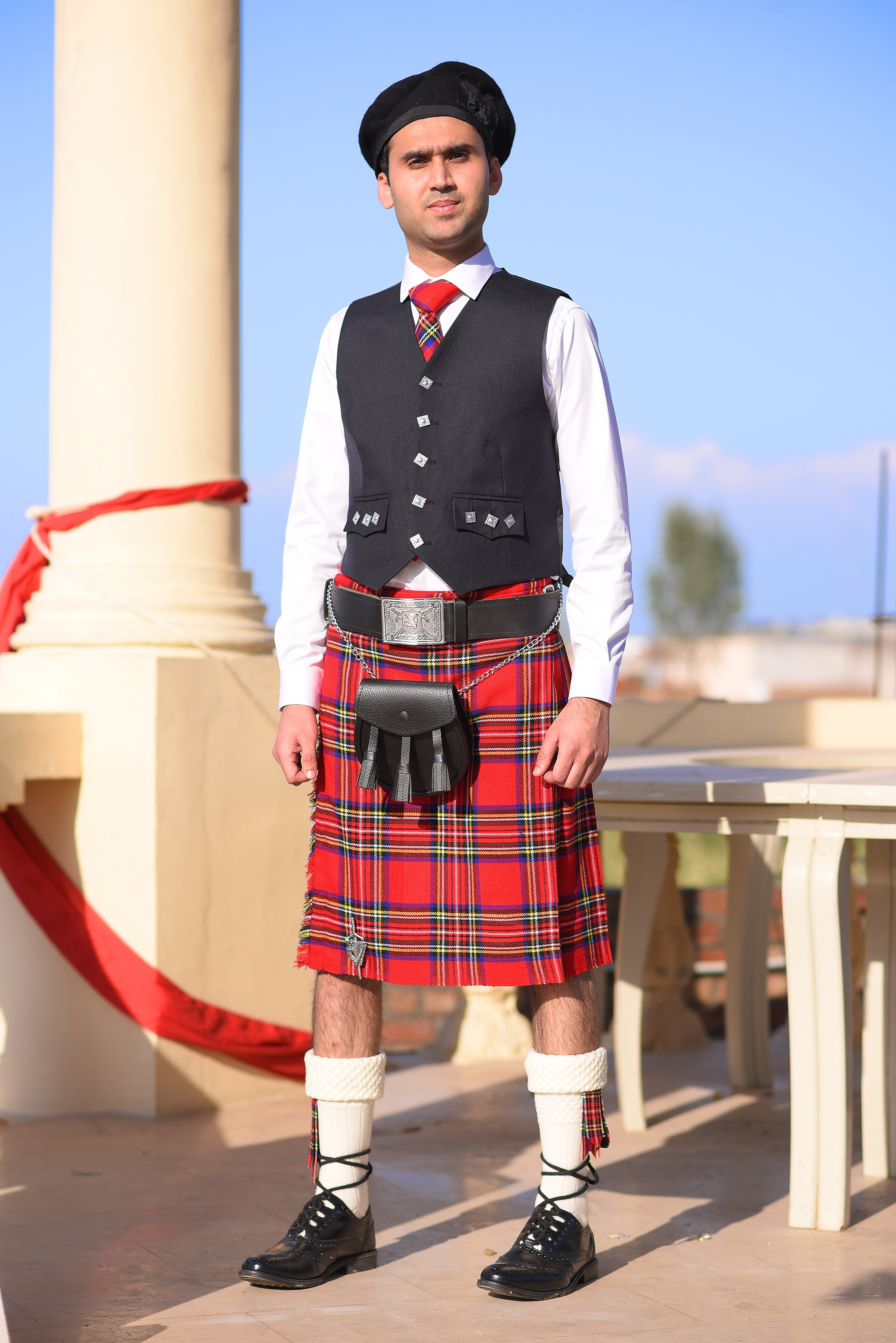 Men's 8 Yard Kilt for Men, Men's Deluxe Kilt, Scottish Tartan Kilt, Highland Wedding Kilt, Royal Stewart Kilt